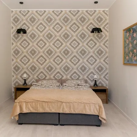 Srodmiescie Проживание в семье