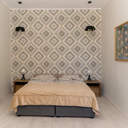 Srodmiescie Homestay